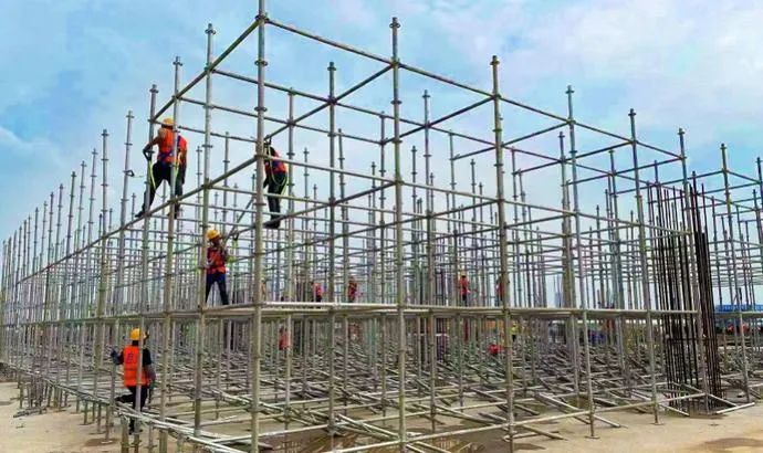 格力產(chǎn)業(yè)園建設(shè)加速，首用新型腳手架，預(yù)計(jì)明年5月投產(chǎn)